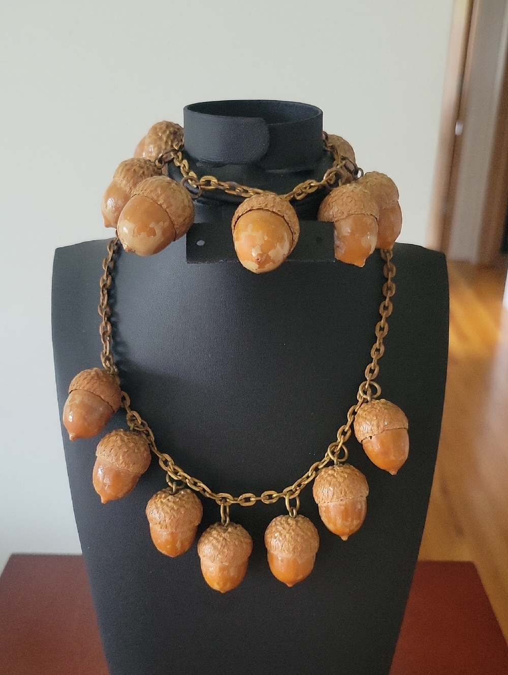 1940s Acorn Necklace & Bracelet Set. Brown & Gold-tone, Vintage